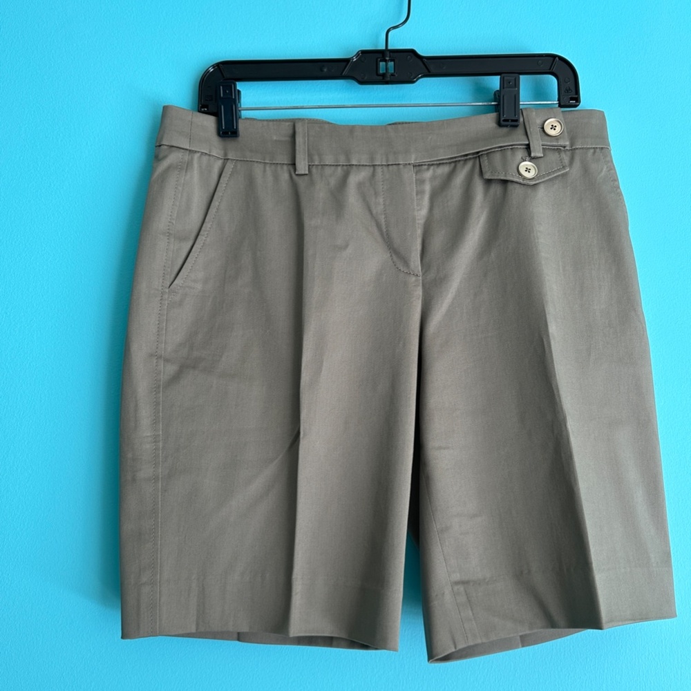 Rena Lange designer shorts, Women USA Size 10